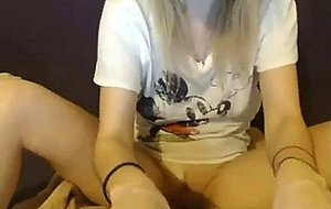 Yo blonde teen on webcam