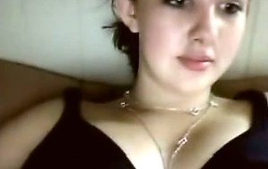 Cute teen bate on webcam