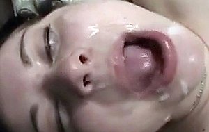 Amateur wife takes huge loads of cum on her face