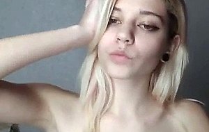 Pretty webcam slut