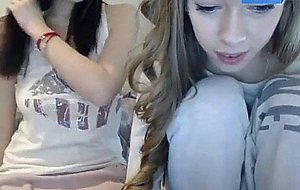 Extremely honey webcam teen pussy play close up