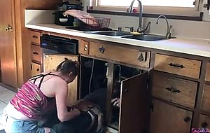 Sexy plumber fucks daughter  