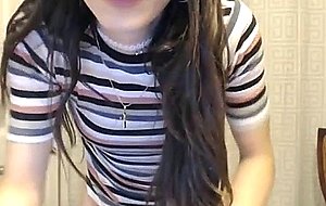 Sexy trap playing and cuming on webcam