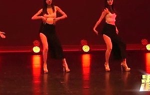 Sexy asian girls dancing! nn  