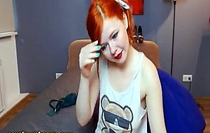 Redhead Babe Fingers Herself Live On Cam Online