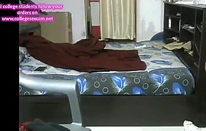 Indian gf after shower showing herself nude on webcam
