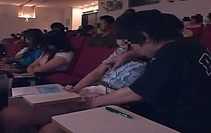 Collegegirl groped in lecture hall
