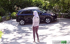 Aaliyah hadid in teenage anal in her hijab