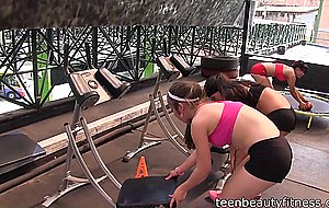 Watch beautiful girls working out at the gym