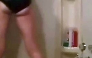 Amateur teen bathroom tease