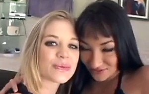 Madison sins and roxy jezel love the feel of each 