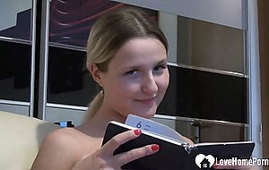 Hot teen definitely knows how to tease hd