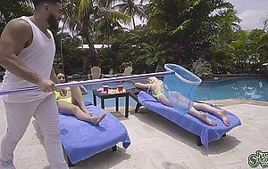 Stepsisters Alessia Luna and Nikki Sweet pool threesome