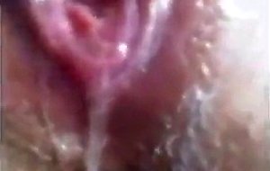 Closeup - drip drip - squirter