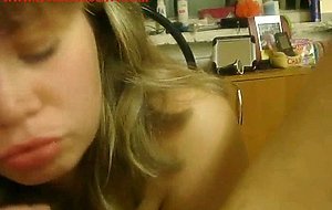 busty amateur blonde real fuck at home