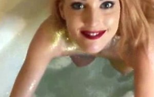 Redhead gf gives a head in bubble bath