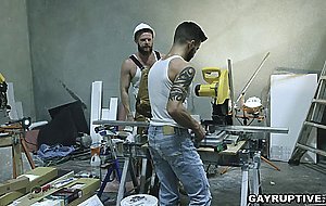 Construction Workers Anal Fucked Threesome