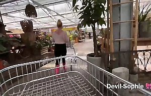Devil sophie, mit sperma stiefel shoppen, geiler park
