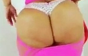 Sexy latina bbw in pink
