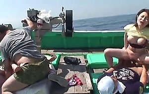 Asian fishermen catch some birds they boat fuck